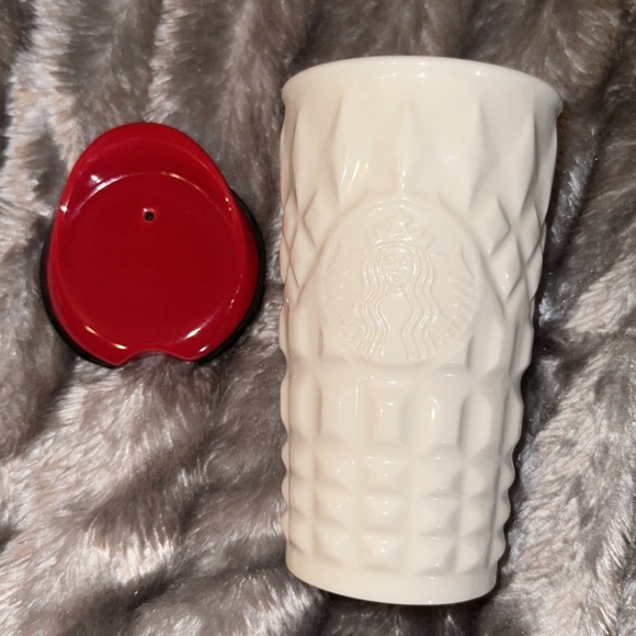 Starbucks 2014 Red & White Quilted Ceramic Mug - Picture 2 of 5